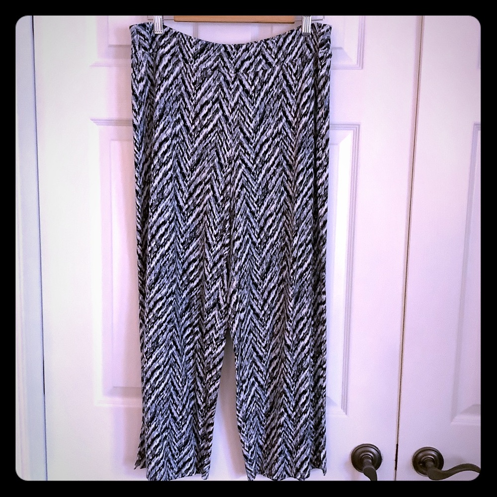 Wear ever Full-legged crop pant
